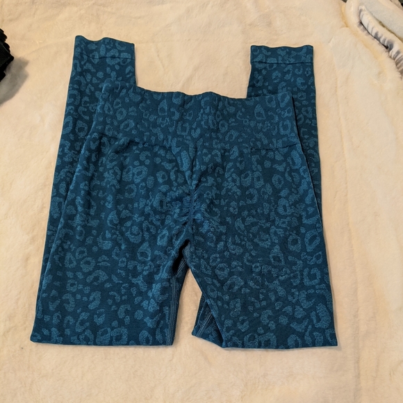 Leopard print leggings - Picture 3 of 3